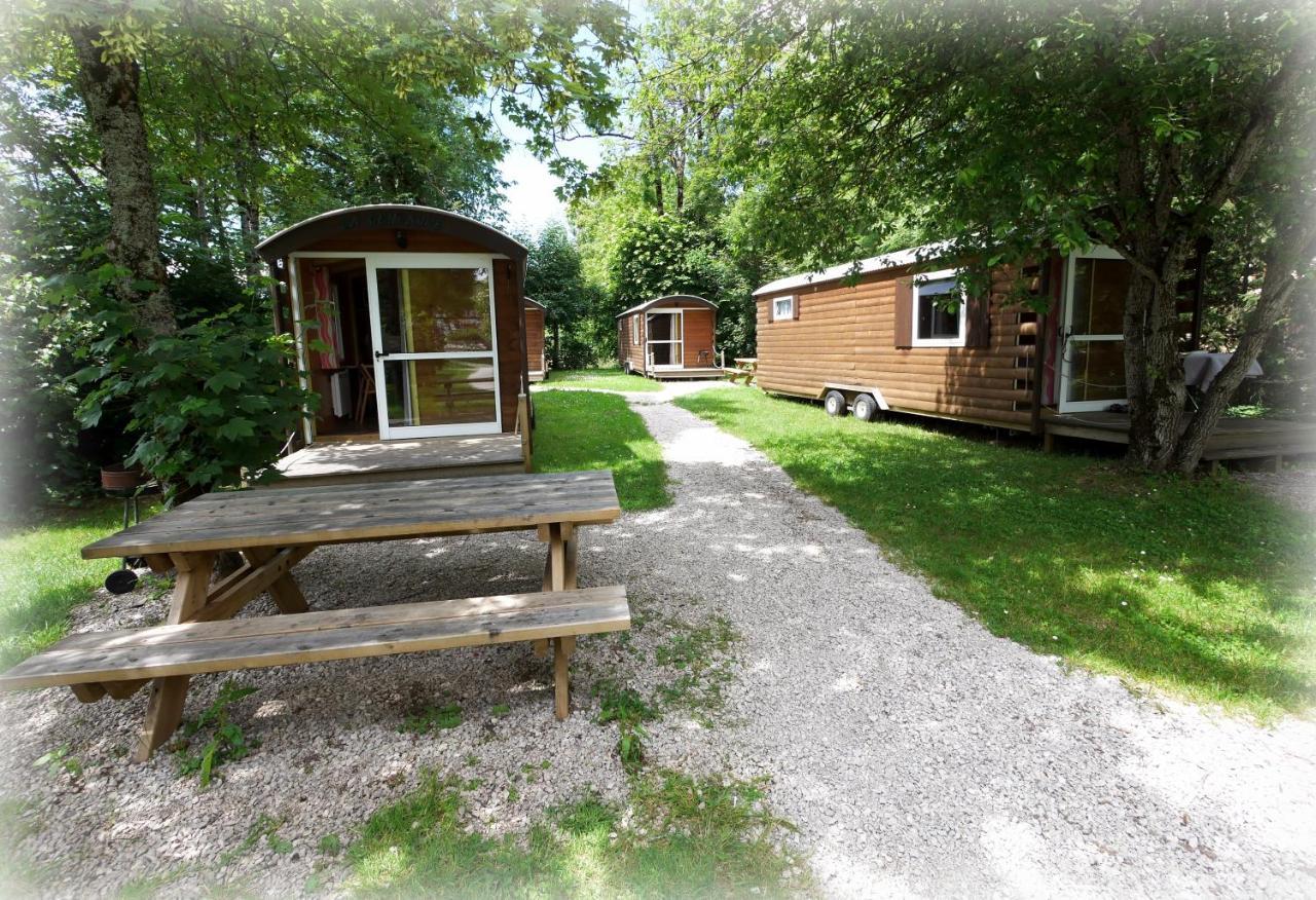 Roulottes Gites - Auberge De La Riviere Foncine-le-Haut 外观 照片
