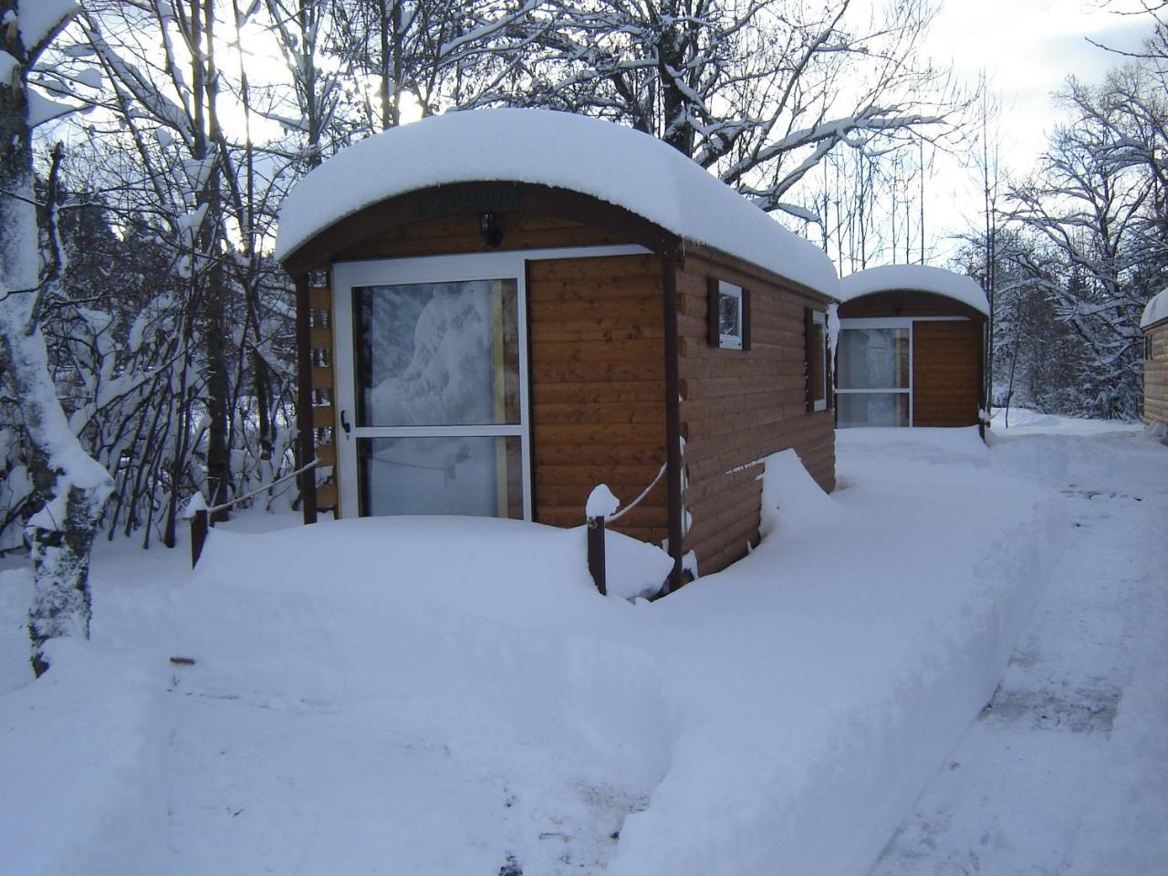 Roulottes Gites - Auberge De La Riviere Foncine-le-Haut 外观 照片